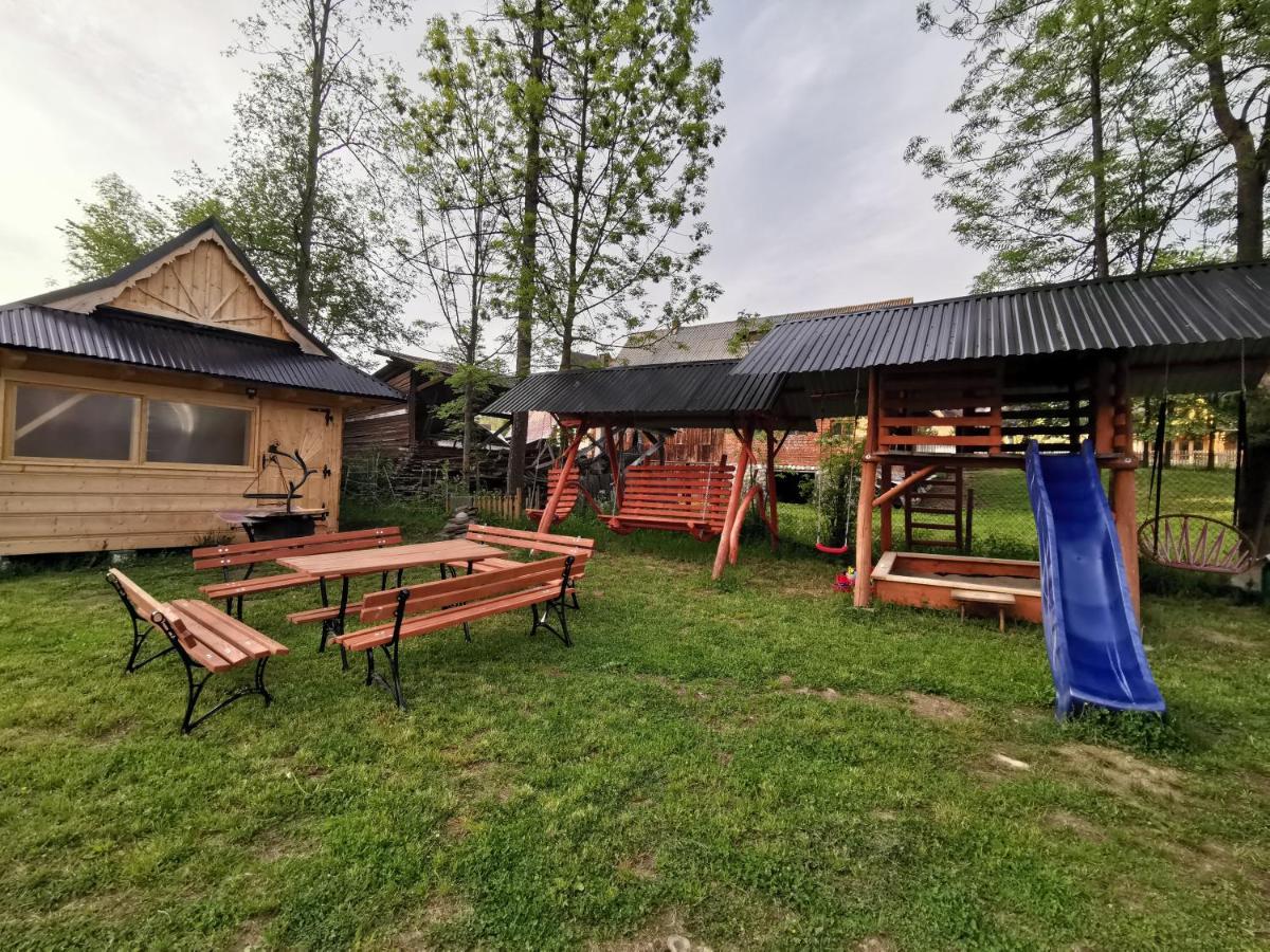 Pokoje Goscinne Pod Limbami Ciche Małe Buitenkant foto