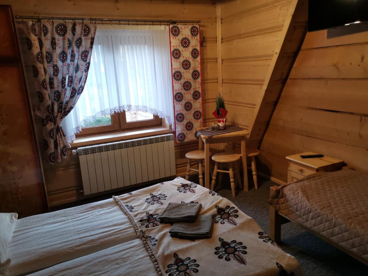 Pokoje Goscinne Pod Limbami Ciche Małe Buitenkant foto
