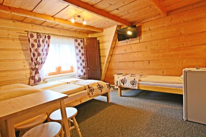 Pokoje Goscinne Pod Limbami Ciche Małe Buitenkant foto
